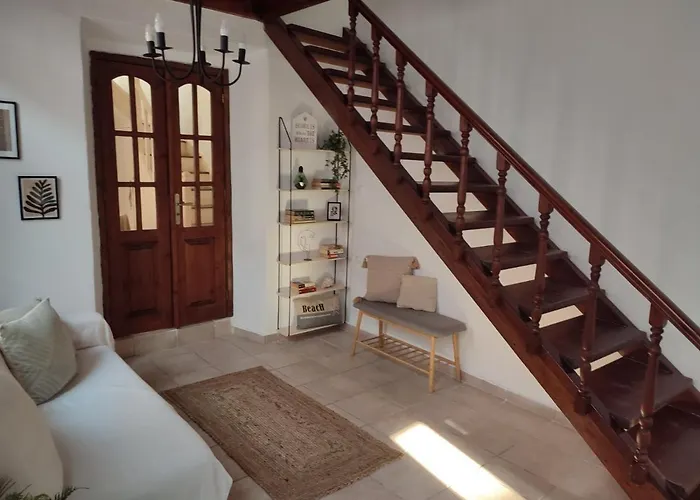 Old Town Maisonette *