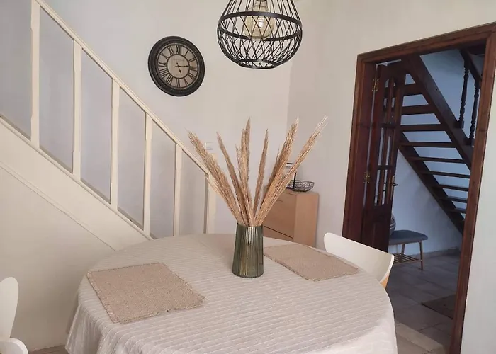 Old Town Maisonette بيت للعطل *